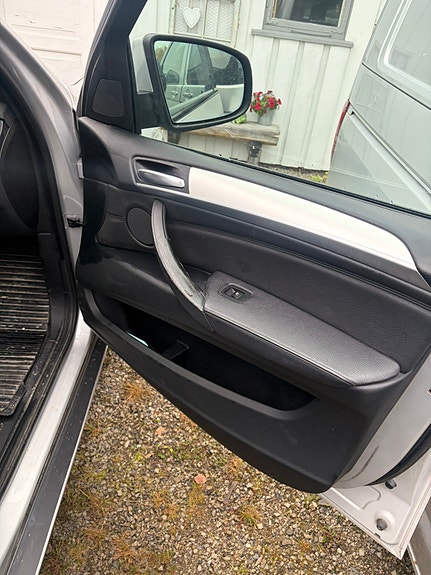 BMW X5 12 of 19
