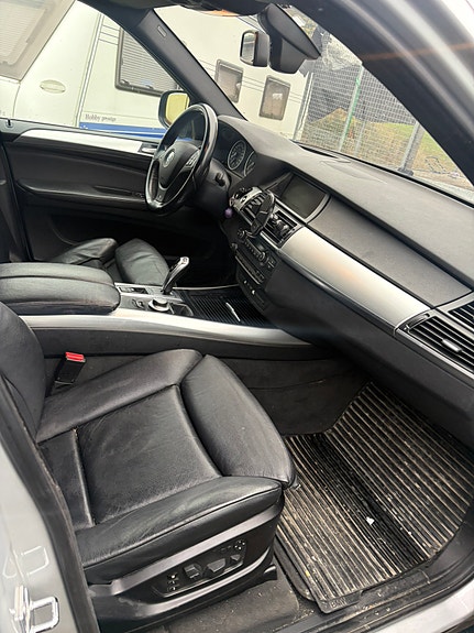 BMW X5 13 of 19
