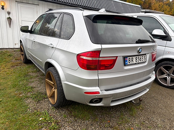 BMW X5 3 of 19