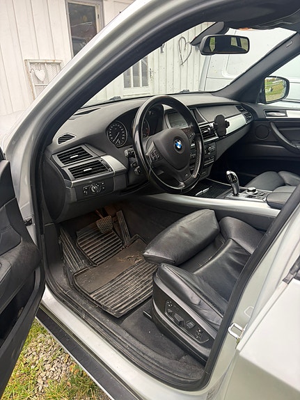 BMW X5 9 of 19