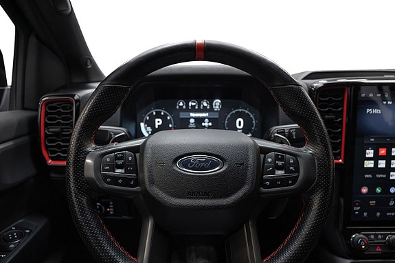 Ford Ranger Raptor 18 of 30
