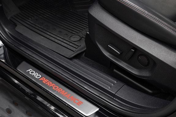 Ford Ranger Raptor 16 of 30