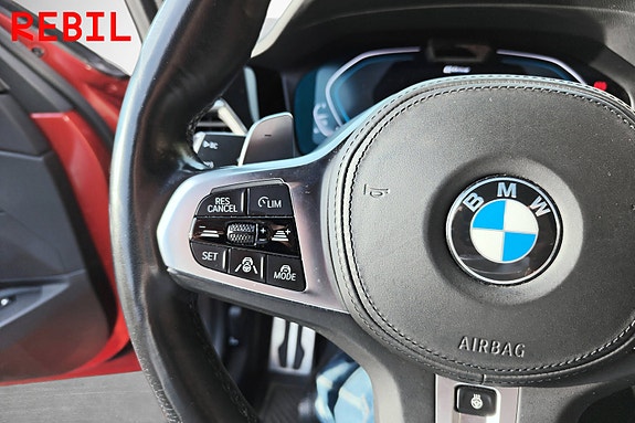 BMW 330e 13 of 22