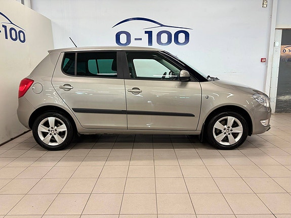Skoda Fabia 5 of 30