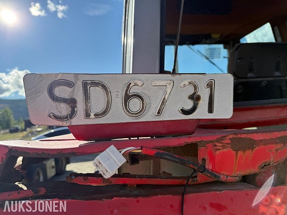 Massey Ferguson 690 18 of 30