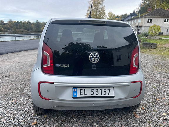 Volkswagen e-Up! 6 of 26