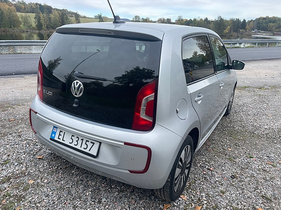 Volkswagen e-Up! 7 of 26