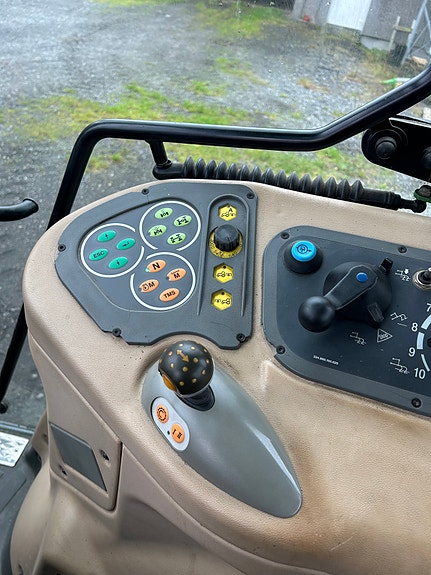 Fendt 211 5 of 10