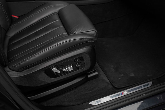 BMW X5 27 of 30