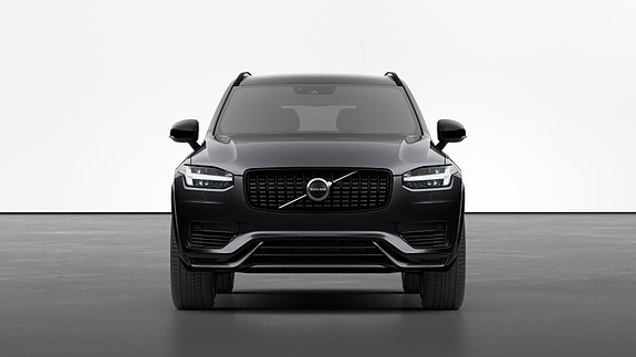 Volvo XC90 3 of 10