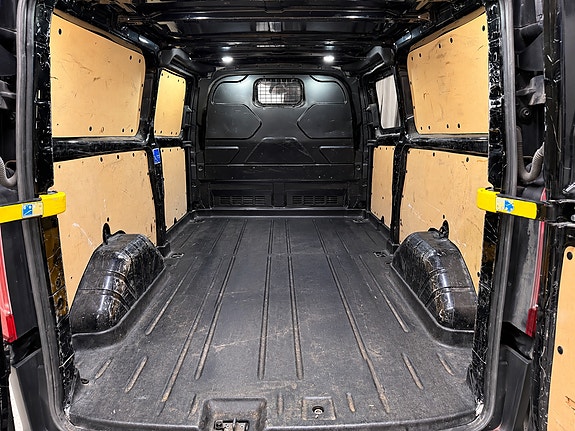 Ford Transit 18 of 30