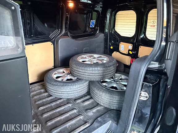 Ford Connect 8 of 19