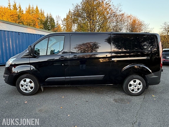 Ford Transit Custom 2 of 23