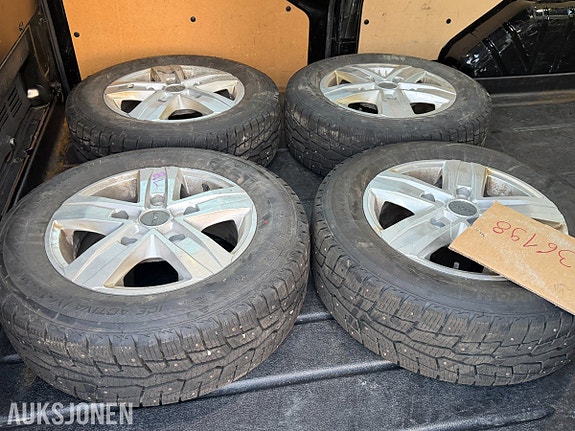 Ford Transit Custom 13 of 23