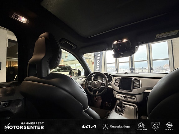 Volvo XC90 15 of 29