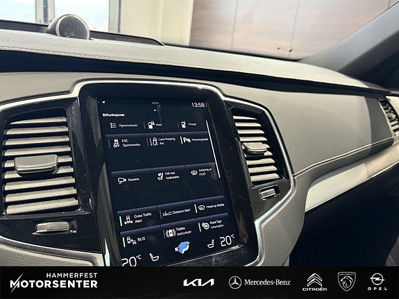 Volvo XC90 26 of 29
