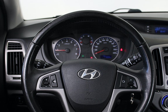 Hyundai i20 15 of 30