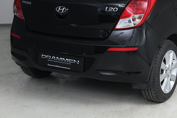 Hyundai i20 6 of 30