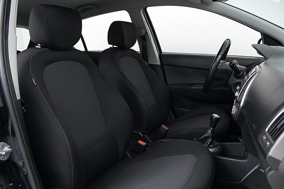 Hyundai i20 11 of 30