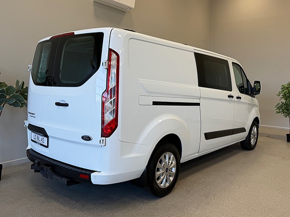 Ford Transit Custom 2 of 28