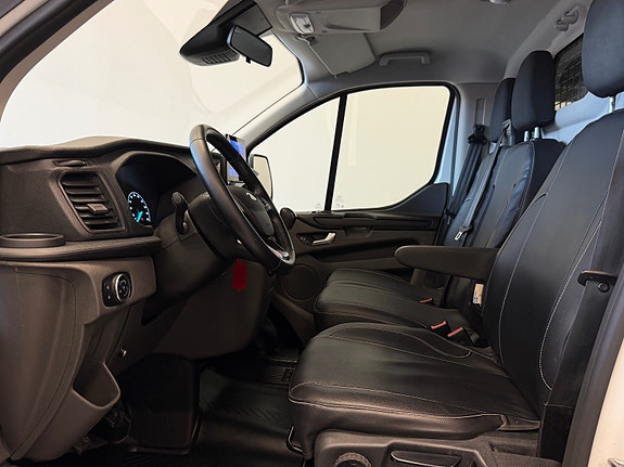 Ford Transit Custom 15 of 28