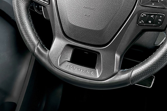 Ford Ranger Raptor 22 of 30