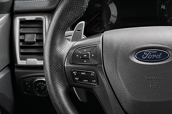 Ford Ranger Raptor 24 of 30