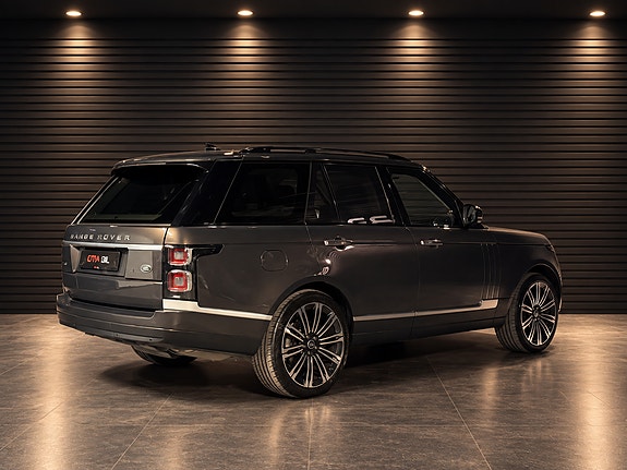 Land Rover Range Rover 8 of 21