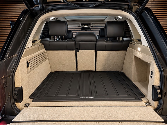 Land Rover Range Rover 21 of 21