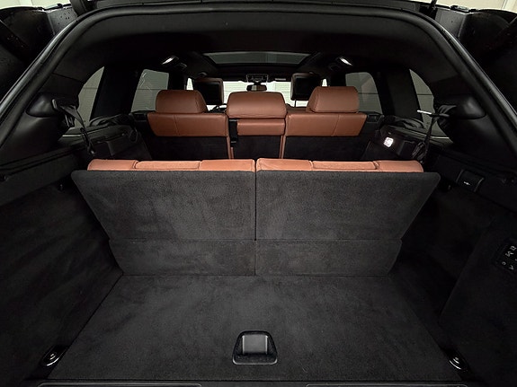 Land Rover Range Rover Sport 13 of 30