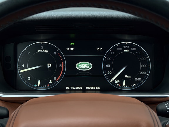 Land Rover Range Rover Sport 21 of 30