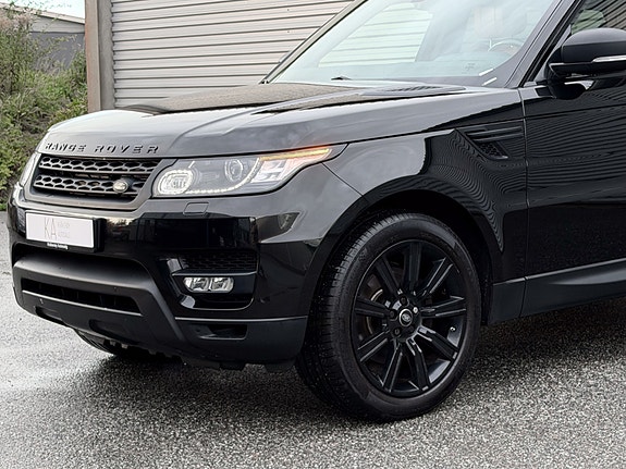 Land Rover Range Rover Sport 5 of 30