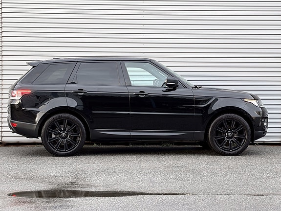 Land Rover Range Rover Sport 6 of 30