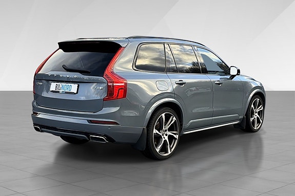 Volvo XC90 6 of 18