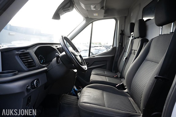 Ford Transit 17 of 25