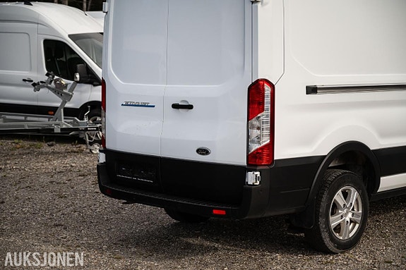 Ford Transit 6 of 25