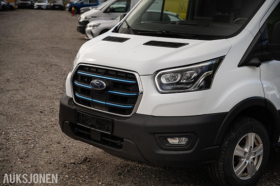 Ford Transit 2 of 25