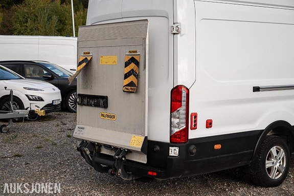Ford Transit 5 of 24
