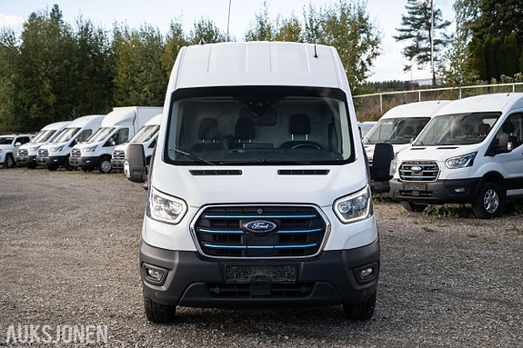 Ford Transit 2 of 24