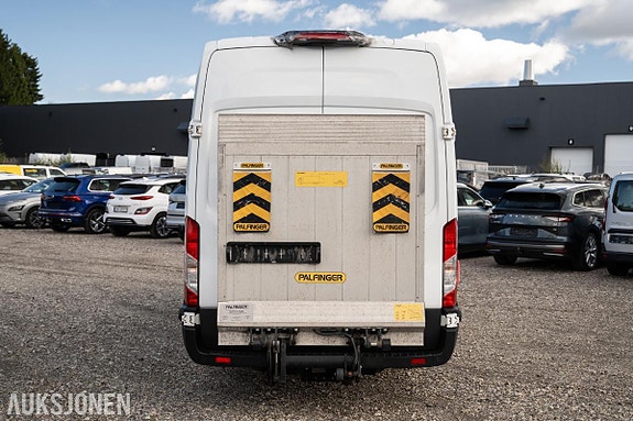 Ford Transit 6 of 24