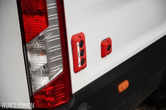 Ford Transit 8 of 24