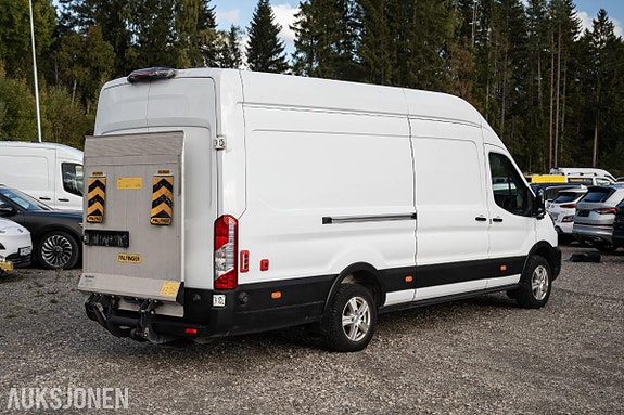 Ford Transit 4 of 24