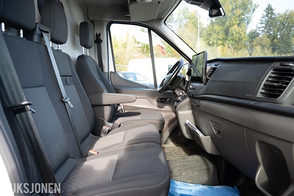 Ford Transit 23 of 24