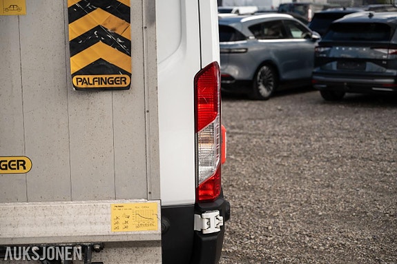 Ford Transit 7 of 24