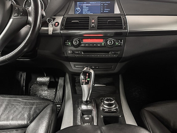 BMW X5 13 of 22