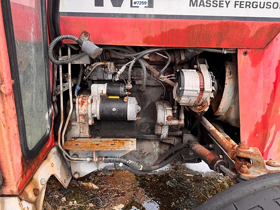 Massey Ferguson 550 Rep. Objekt. 23 of 30