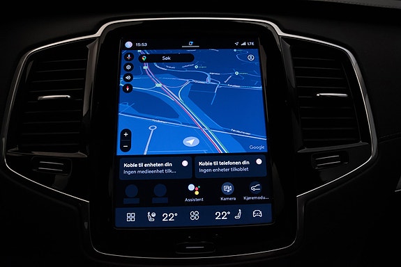 Volvo XC90 16 of 30