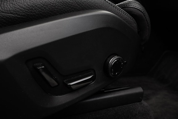 Volvo XC90 22 of 30