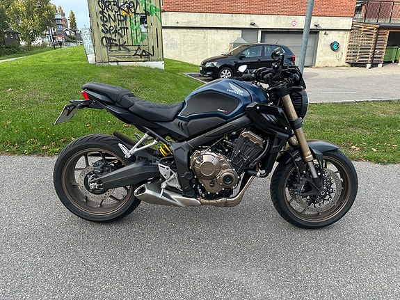 Honda CB650R med Quickshift, RÅ tøff selges eller byttes. 3 of 10