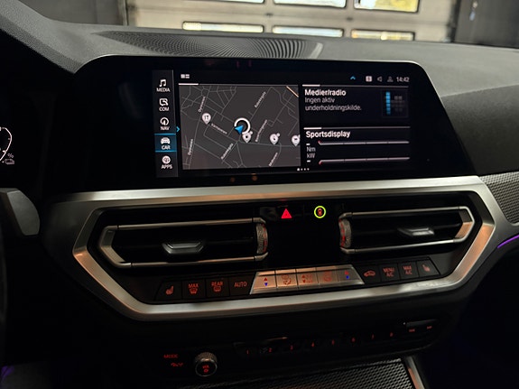 BMW 330e 17 of 22
